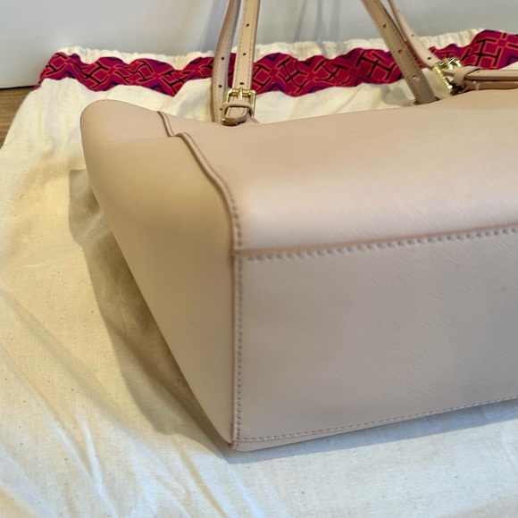 Tory Burch- York Oak Small Buckle Tote Handbag - Picture 5 of 10